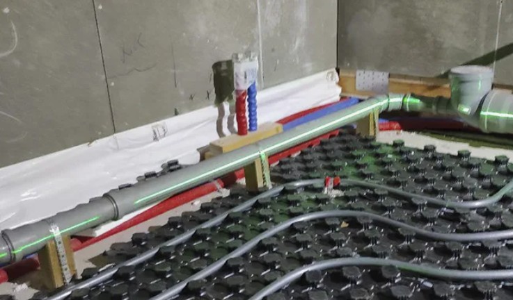 Водяной теплый пол в санузле и на кухне: как победить сырость, холодные углы и перепады температуры